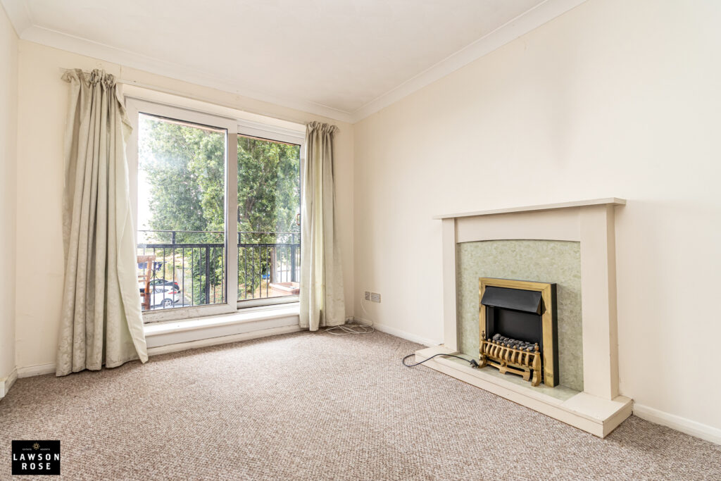 2 bedroom flat for sale, Ferry Road, Southsea, PO4 – photo 3