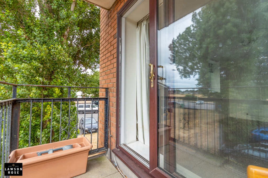 2 bedroom flat for sale, Ferry Road, Southsea, PO4 – photo 11