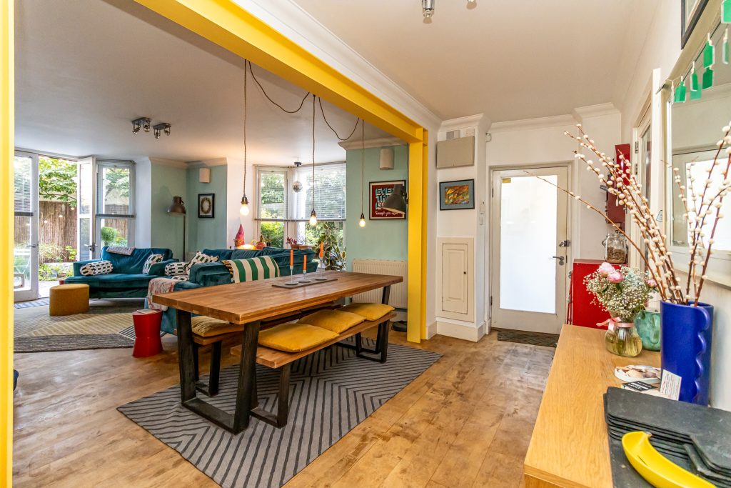 2 bedroom property Sold STC, Alhambra Road, Southsea, PO4 – photo 2
