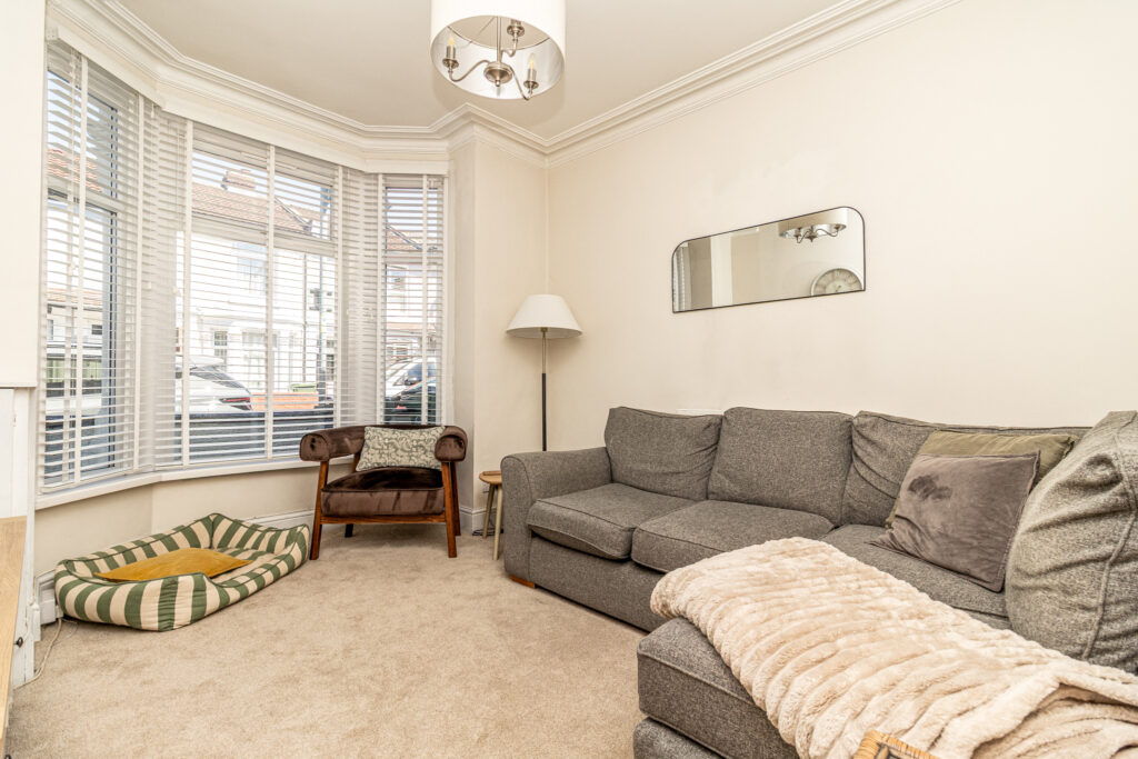 3 bedroom house Sold STC, Westfield Road, Southsea, PO4 – photo 4