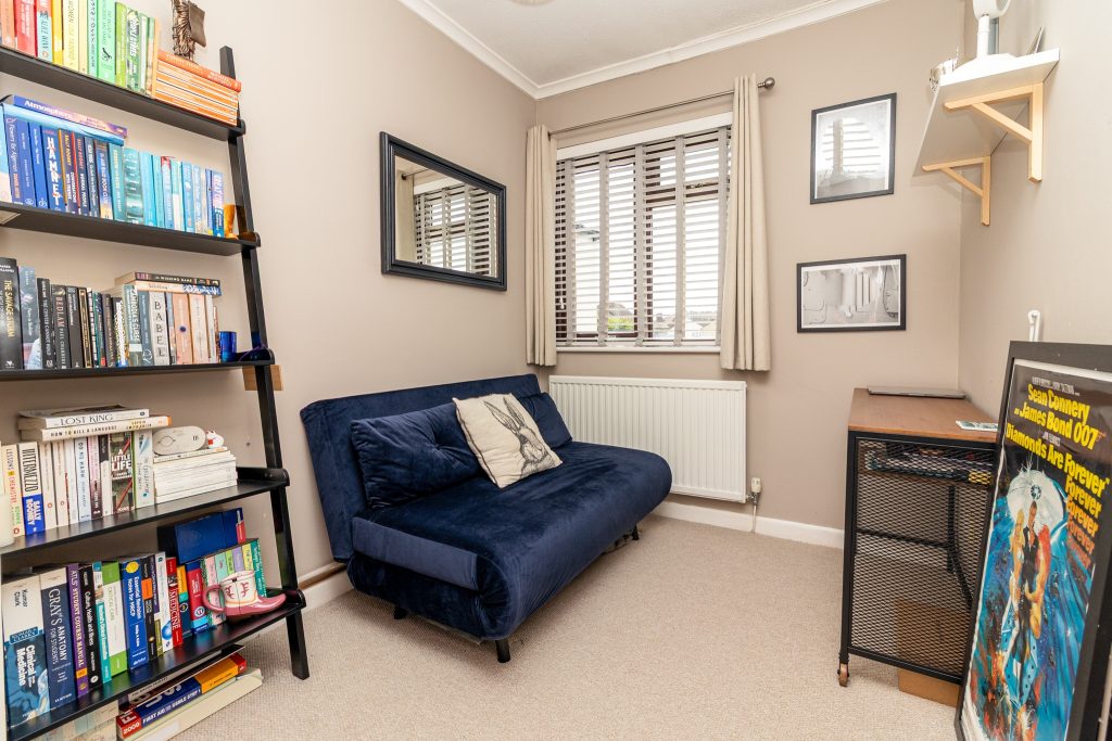 2 bedroom house Sold STC, Stamshaw Road, Portsmouth, PO2 – photo 10