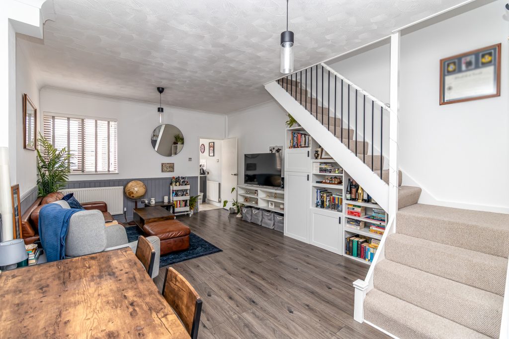 2 bedroom house Sold STC, Stamshaw Road, Portsmouth, PO2 – photo 19