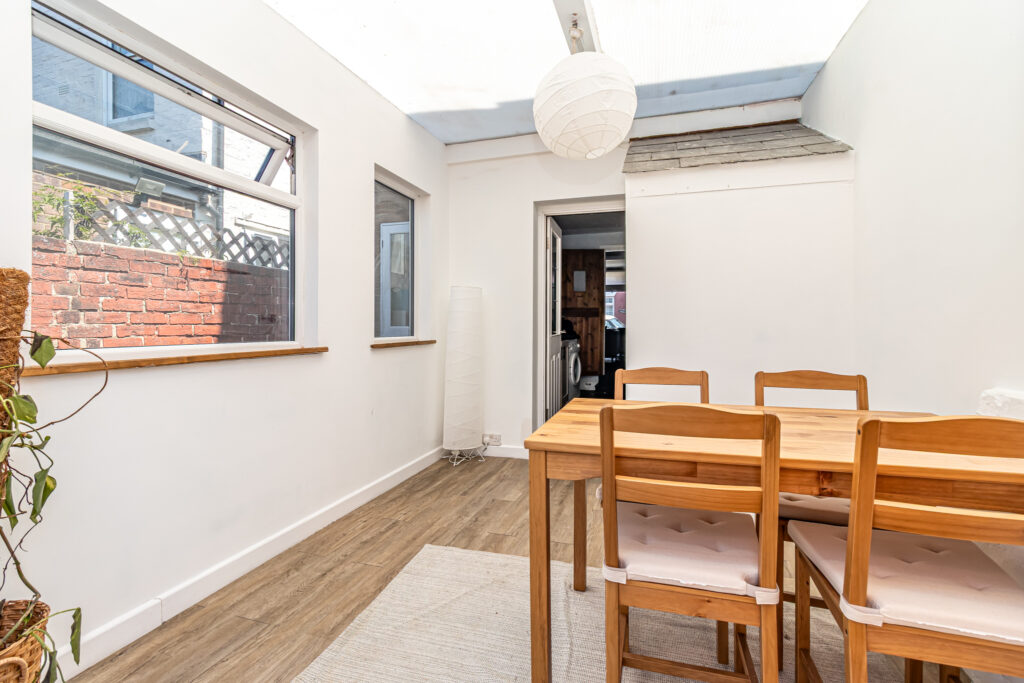 2 bedroom house Sold STC, Brompton Road, Southsea, PO4 – photo 24