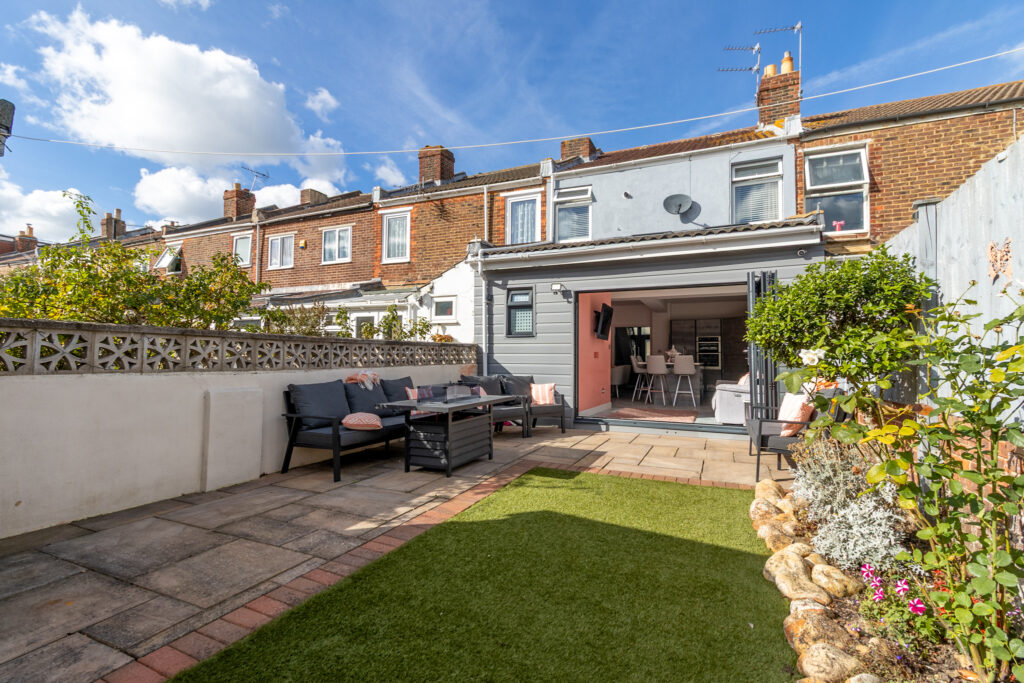 3 bedroom house for sale, Bonchurch Road, Southsea, PO4 – photo 6