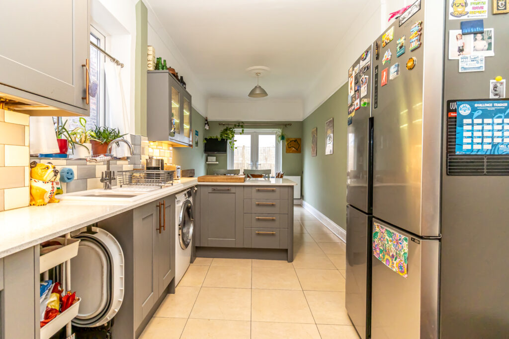 3 bedroom house for sale, Fawcett Road, Southsea, PO4 – photo 19