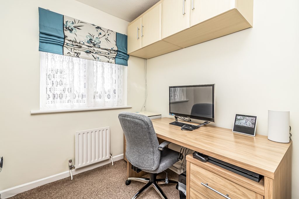 3 bedroom house Sold STC, Meryl Road, Southsea, PO4 – photo 5
