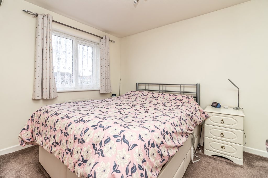 3 bedroom house Sold STC, Meryl Road, Southsea, PO4 – photo 7