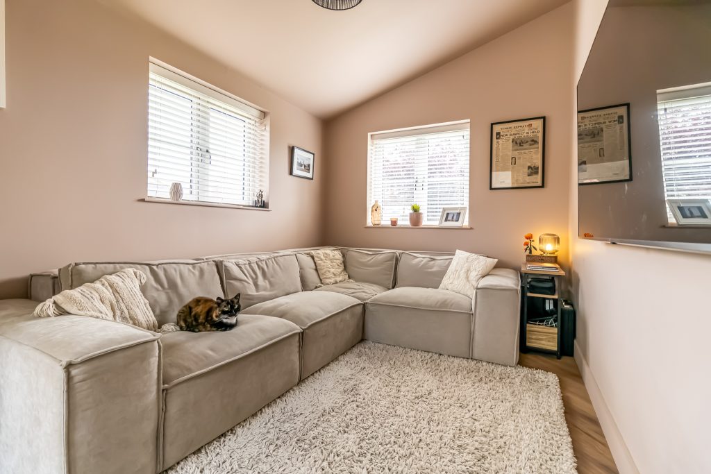 3 bedroom house Sold STC, Gleave Close, Southsea, PO4 – photo 5