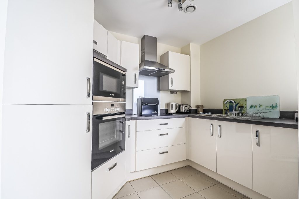1 bedroom property Sold STC, South Parade, Tudor Rose Court South Parade, PO4 – photo 5