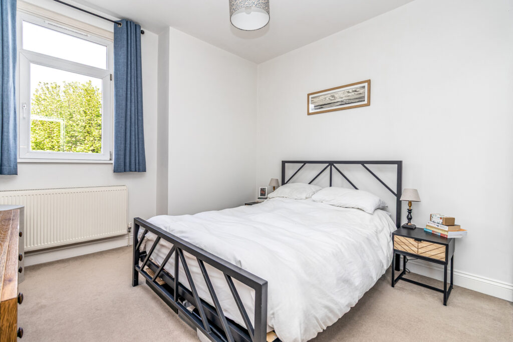 2 bedroom property for sale, St. Andrews Road, Southsea, PO5 – photo 7