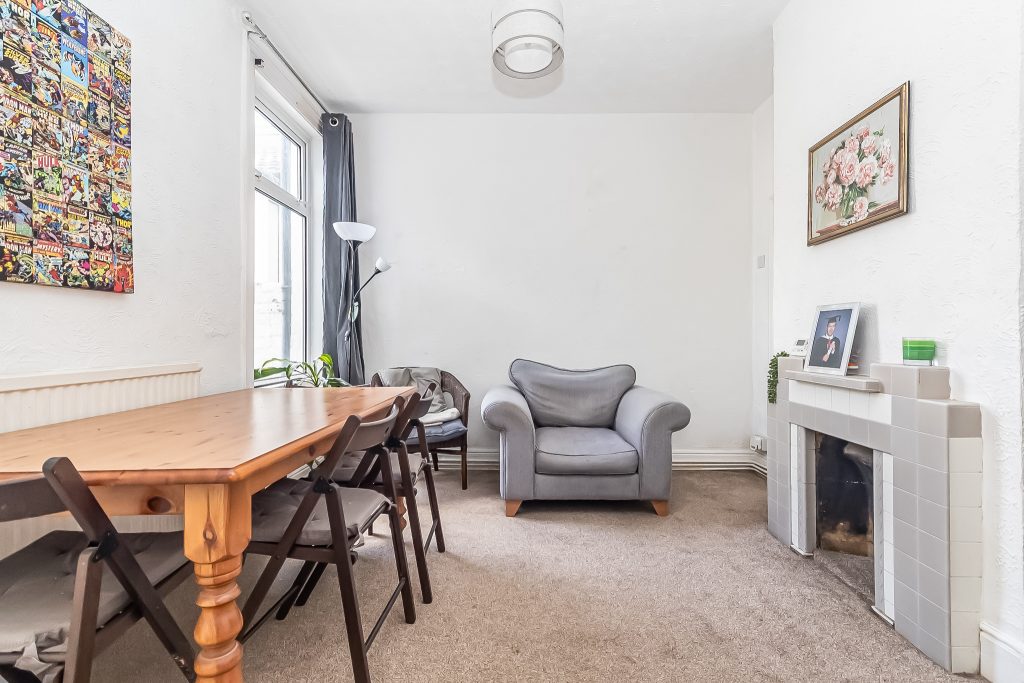 2 bedroom house Sold STC, Landguard Road, Southsea, PO4 – photo 8