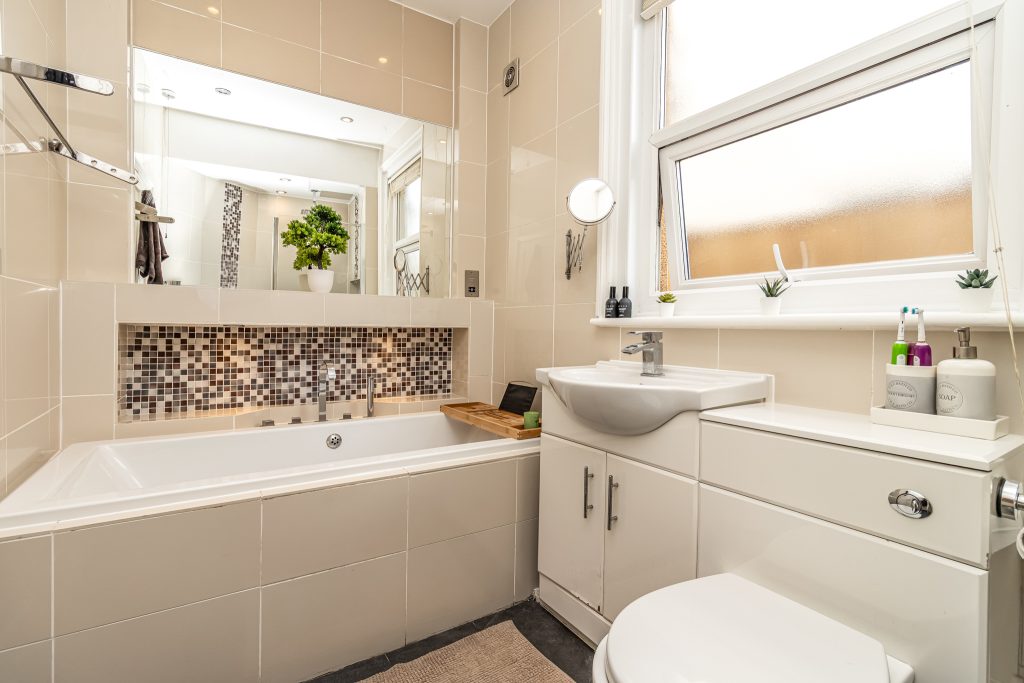 3 bedroom house Sold STC, Brompton Road, Southsea, PO4 – photo 7
