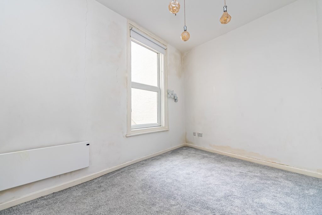 1 bedroom property for sale, Clarendon Road, Sheraton Gate, PO4 – photo 7