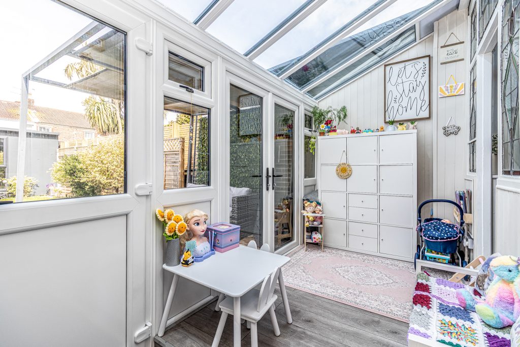 3 bedroom house Sold STC, Edgeware Road, Southsea, PO4 – photo 8