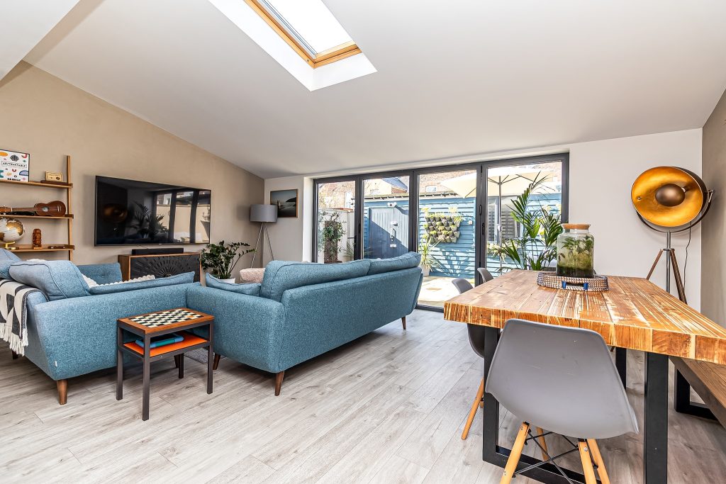 4 bedroom house Sold STC, Crofton Road, Southsea, PO4 – photo 9