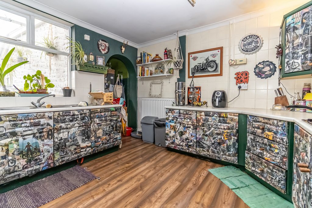 5 bedroom house Sold STC, Locksway Road, Southsea, PO4 – photo 8
