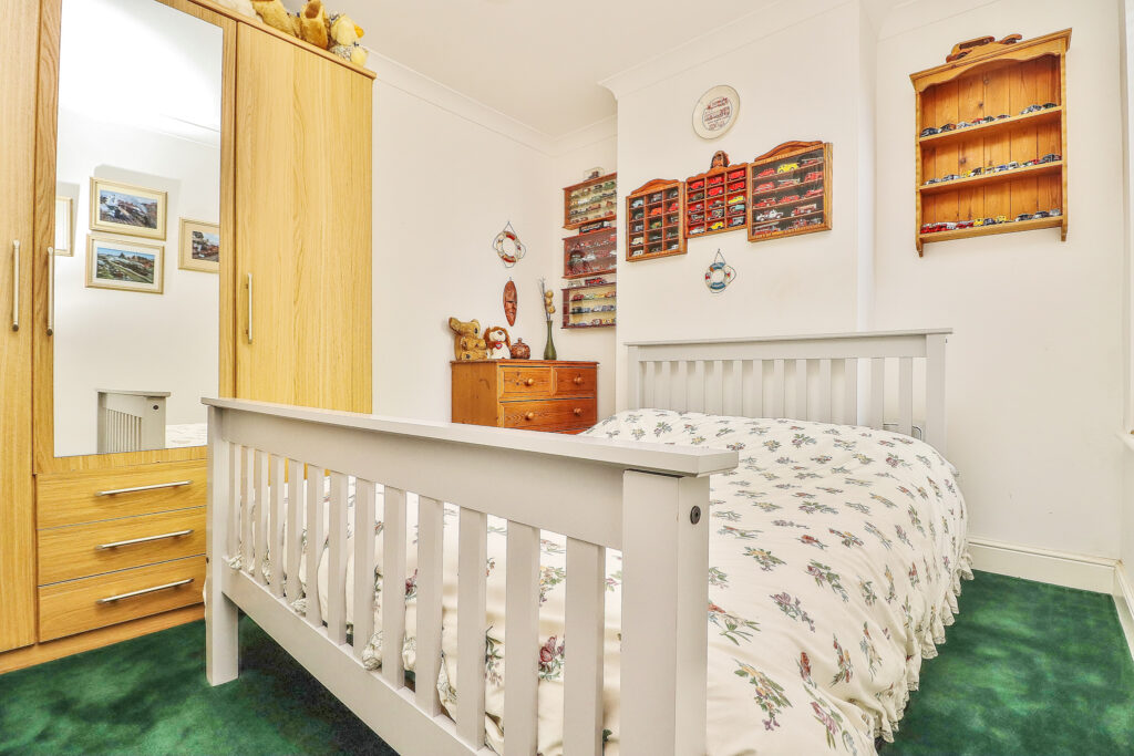 2 bedroom house for sale, North End Grove, Portsmouth, PO2 – photo 17