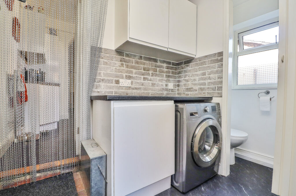 2 bedroom house for sale, North End Grove, Portsmouth, PO2 – photo 18