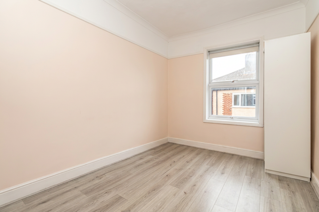 3 bedroom house for sale, Fawcett Road, Southsea, PO4 – photo 11